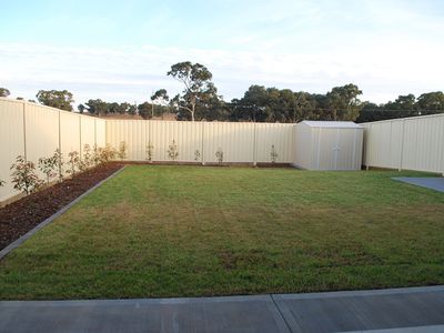 42B  Keswick Parkway, Dubbo