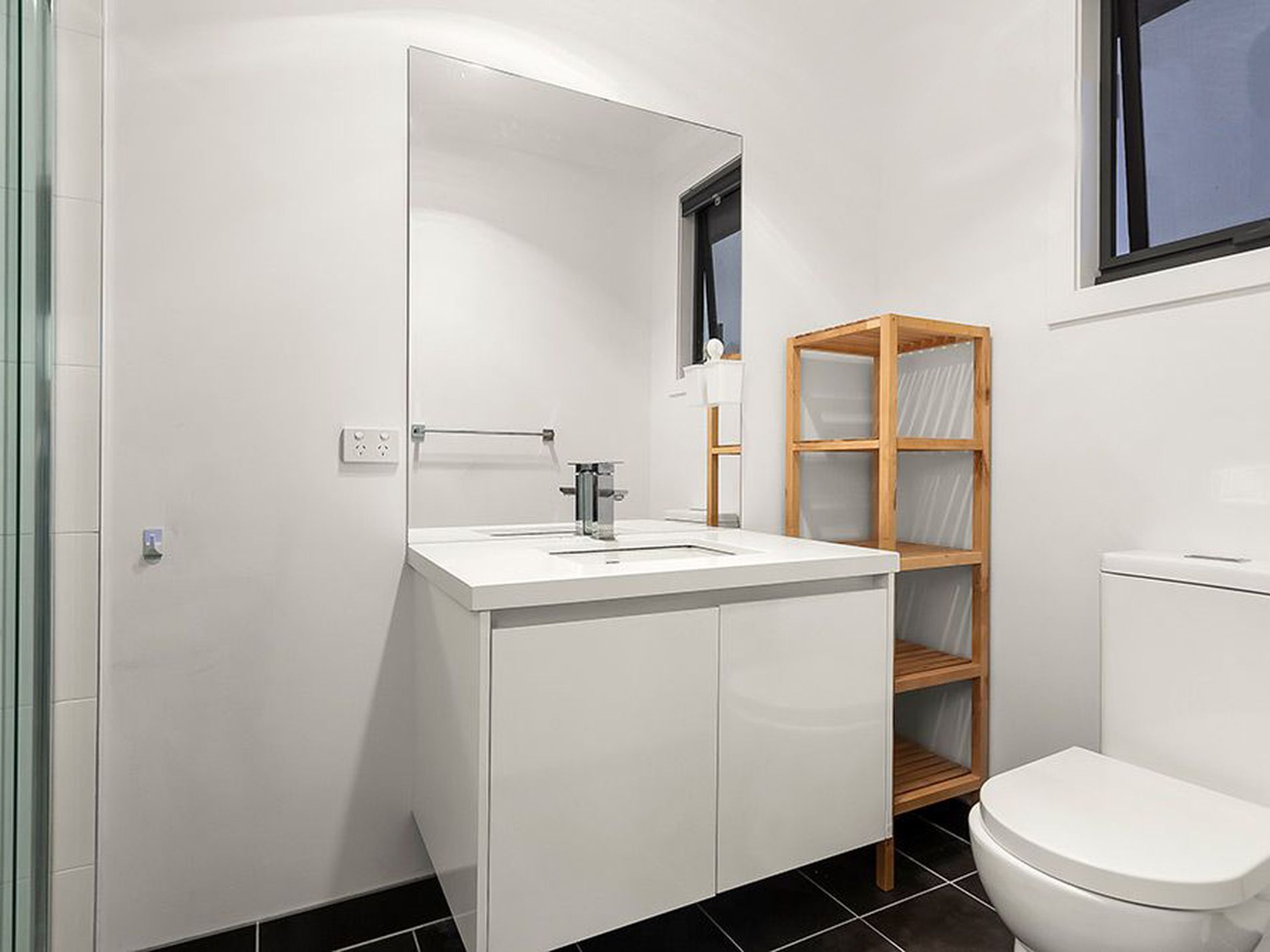 1 / 82 May Street, Altona North