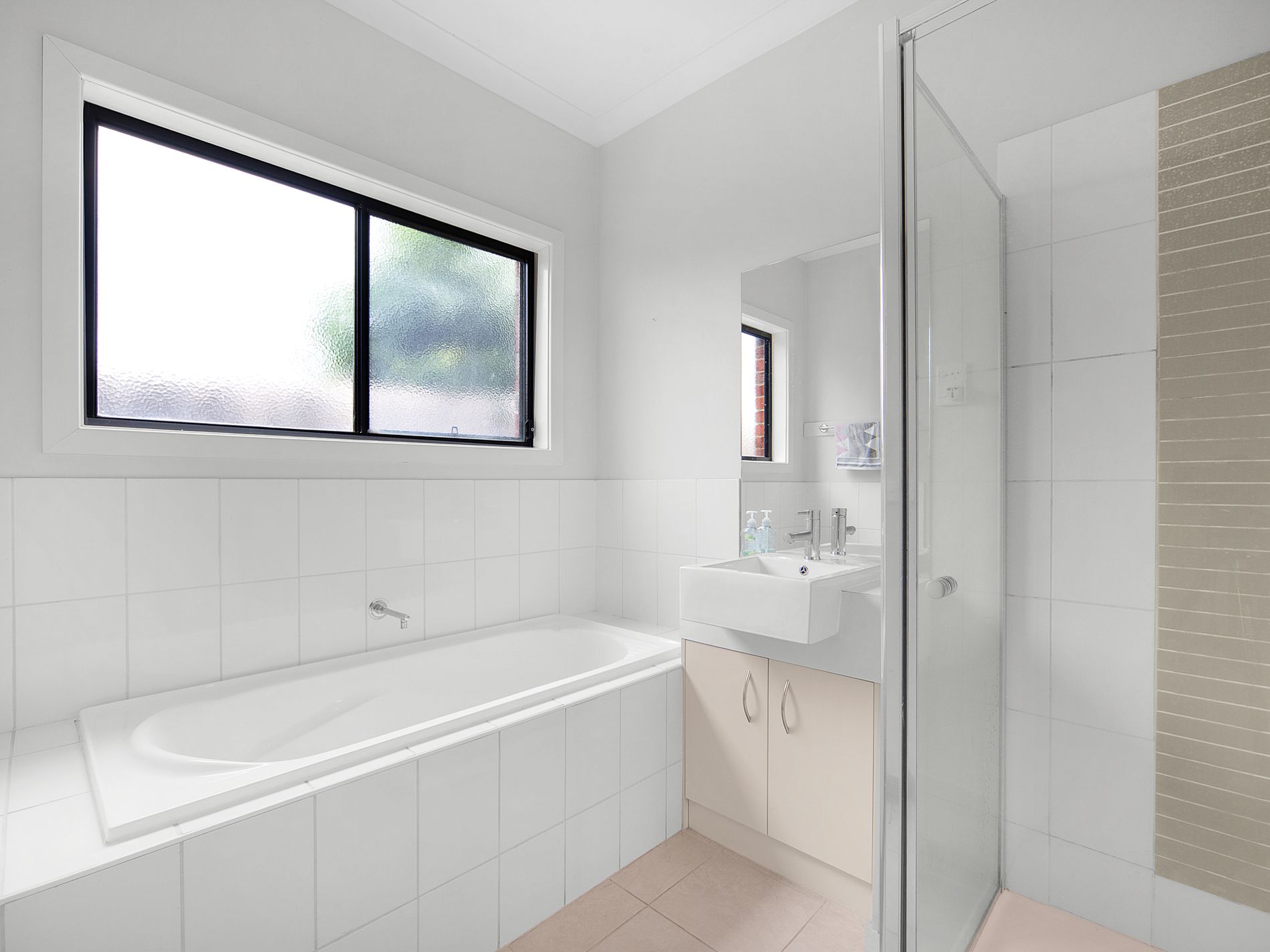 1 / 49-55 Rosella Avenue, Werribee