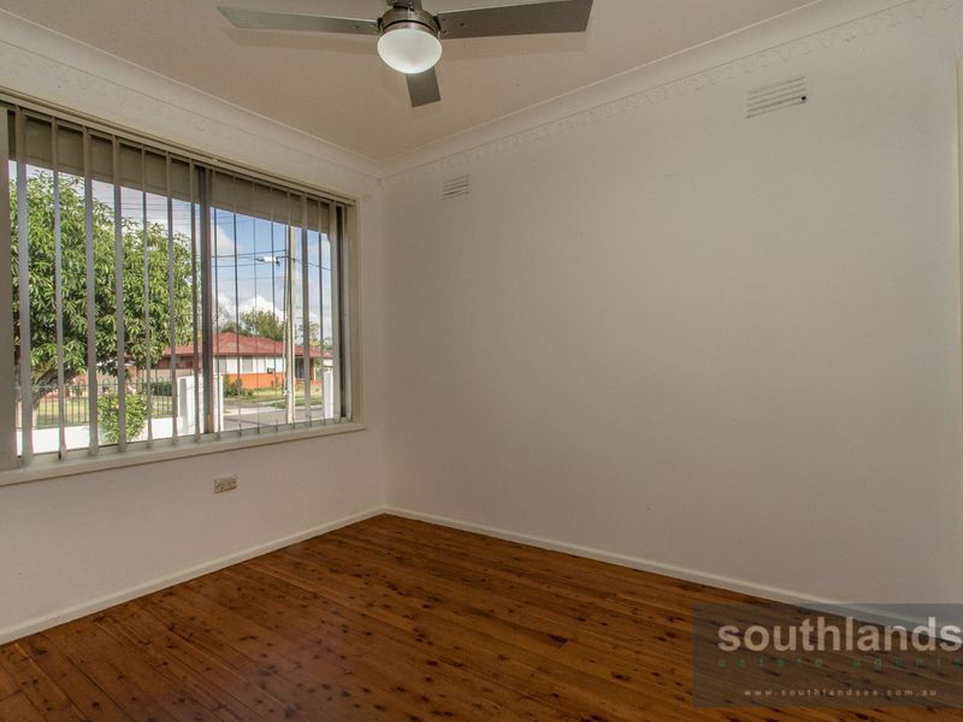2 Stapley Street, KINGSWOOD