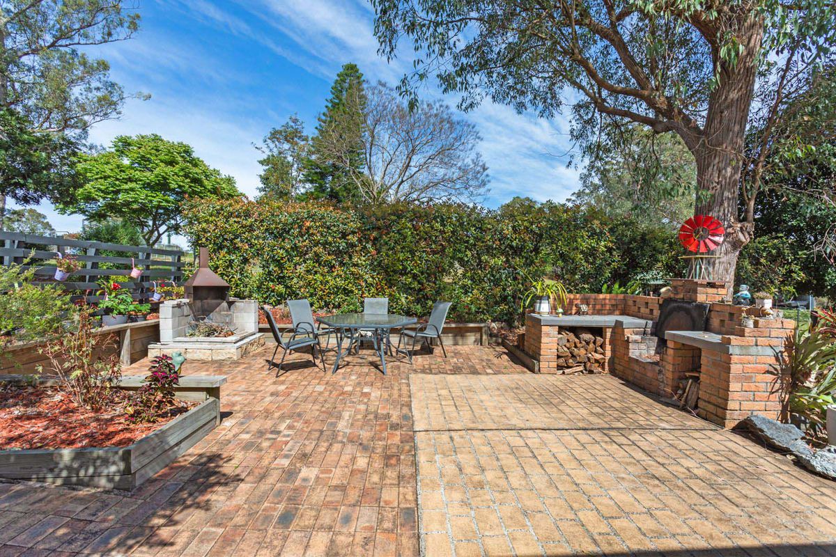 10 Kingfisher Drive, Wingham