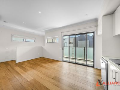 4 / 11 Ashley Street, Reservoir