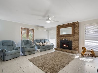 6 Merritt Street, Flinders View