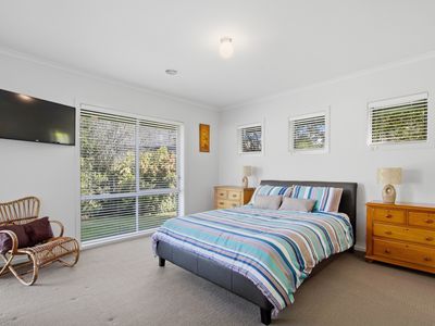 4B James Court, Sale