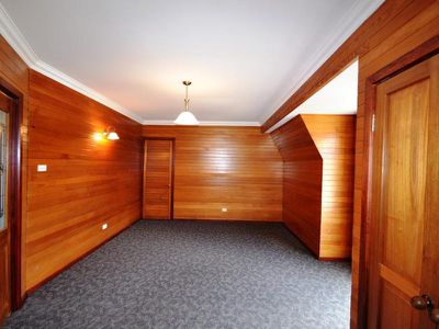 79 Lakeside Avenue , Mount Beauty