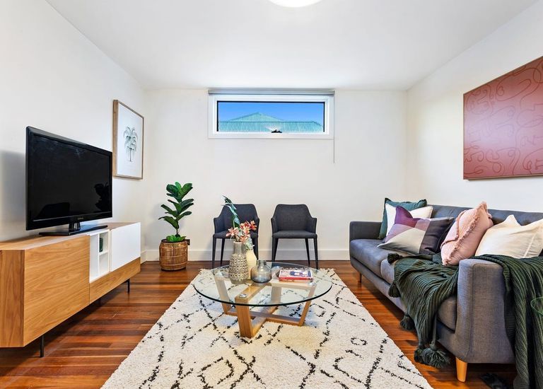 11 Woodlawn Street, Richmond
