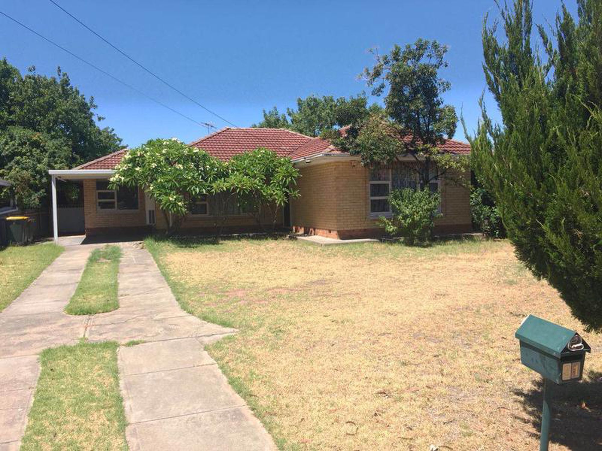 31 Oakleigh Road, Marion