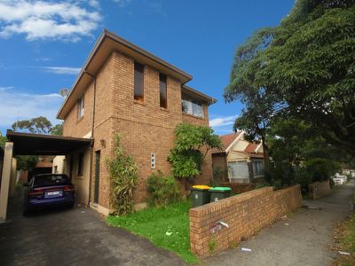 1 / 2 Browning Avenue, Lakemba