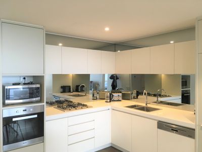 3326 / 65 Tumbalong Boulevard, Haymarket