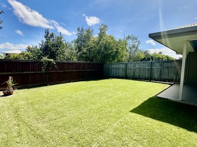 1 / 22 Berry Street, Caboolture South