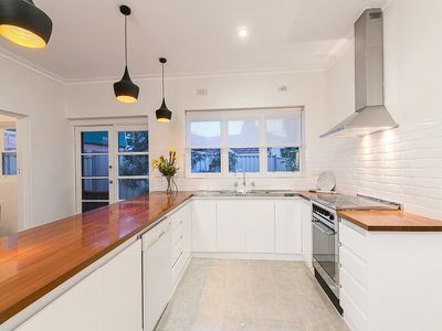 150 Belmore Road, Balwyn