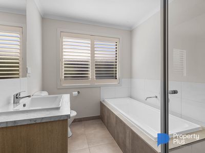 19 Merrion Street, Marong