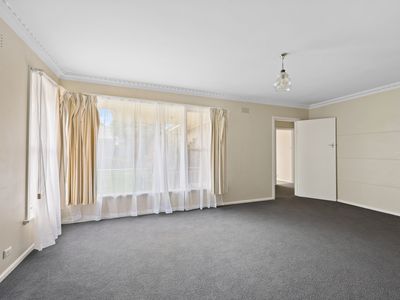 1 Shirley Grove, Warrnambool