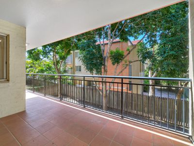 2 / 101 Oxford Terrace, Taringa