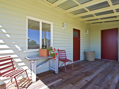 2 Coronation Ave, Braidwood