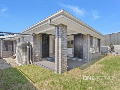 21 Cockatoo Crescent, Calderwood