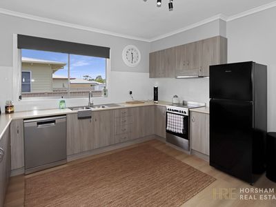 9 Elizabeth Street, Horsham