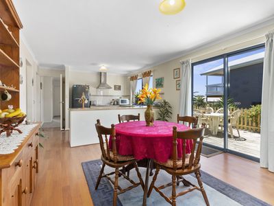 10 Resolute Avenue, Normanville