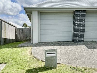 2 / 43 Wallace Street, Walloon