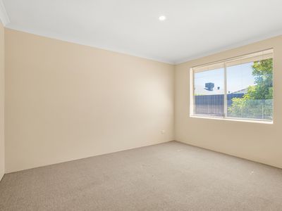 13 Valheru Avenue, Rockingham