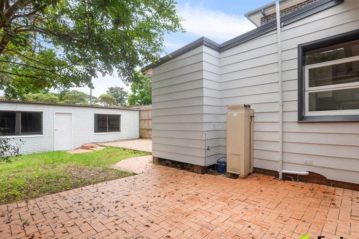 11 Carrington Street, North Strathfield