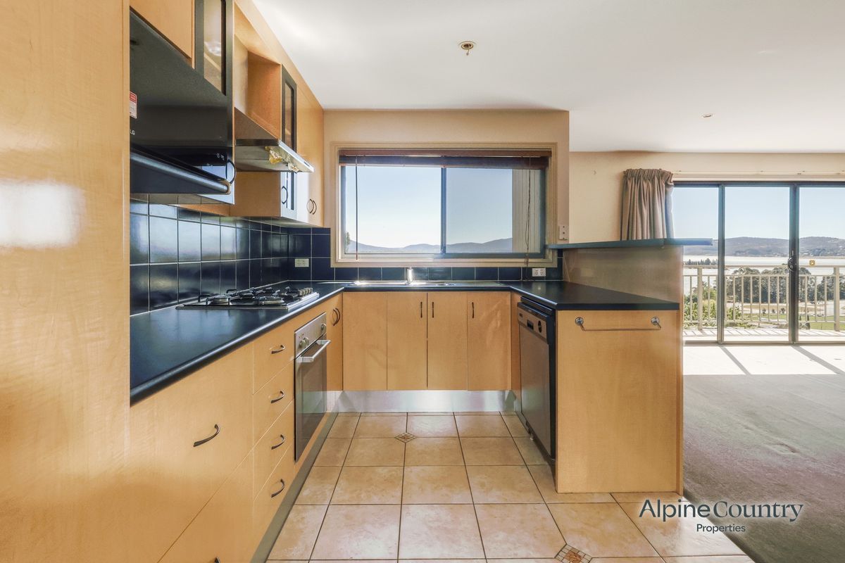 2 / 18 Nettin Circuit, Jindabyne