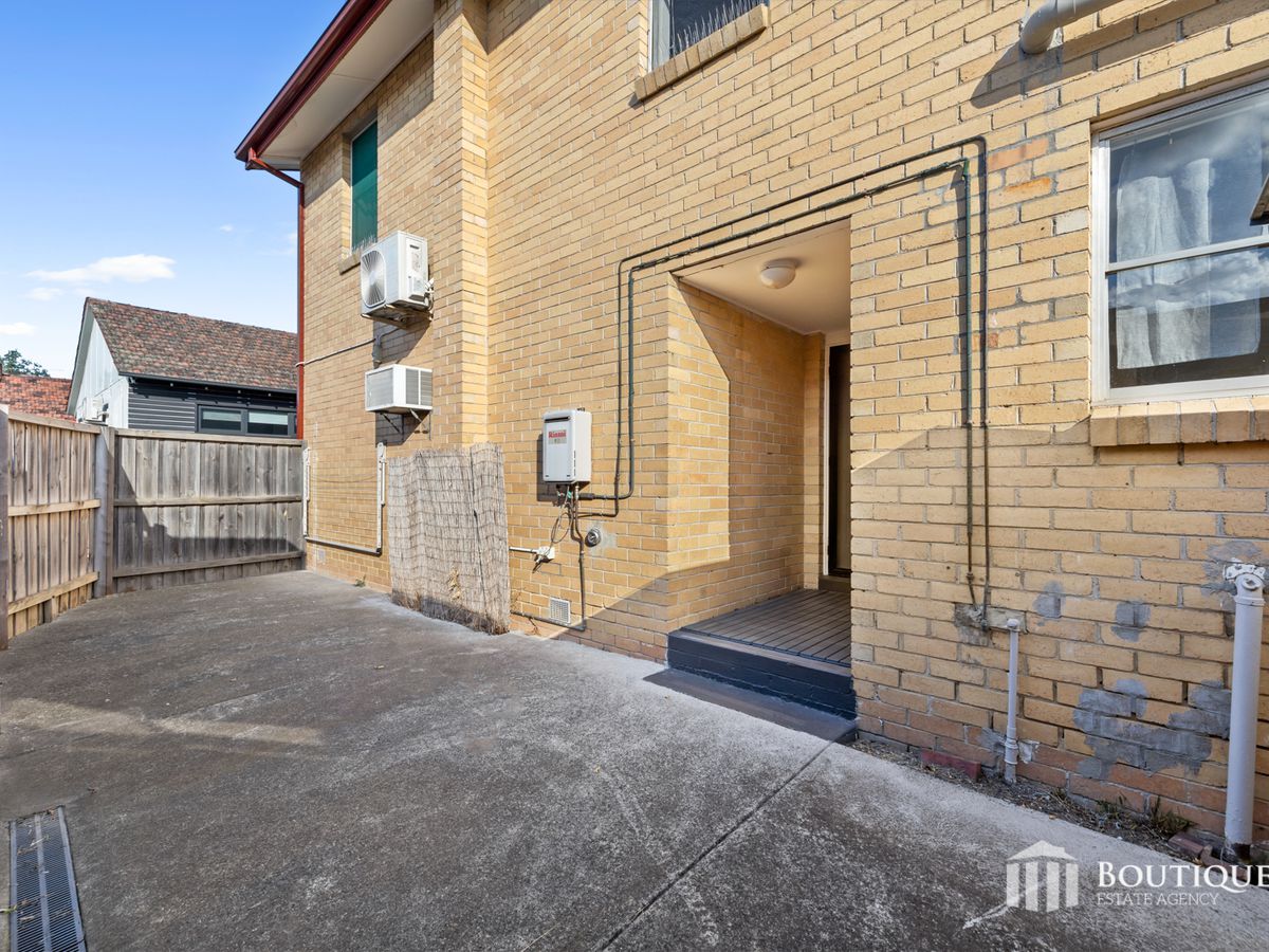 10 Pittosporum Grove, Doveton