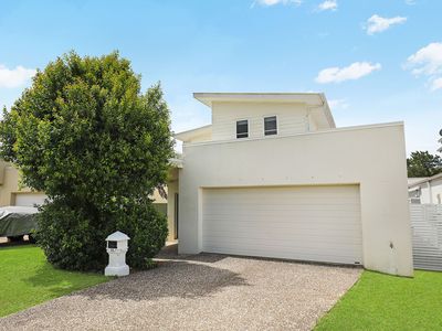 33 Kurrajong Crescent, Meridan Plains
