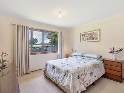 12 Cotswold Court, Rochedale South