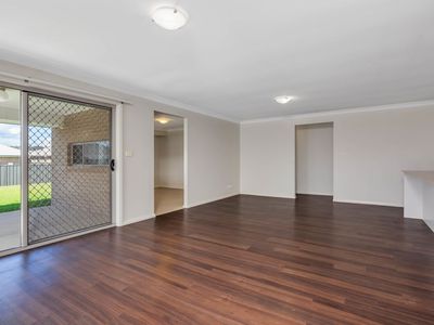 7 Bergman Way, Rutherford