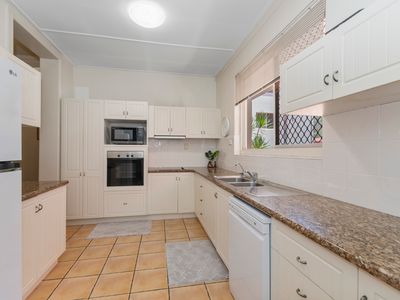 1 / 78 Paxton Street, North Ward