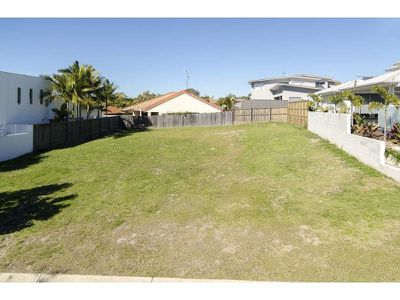 11 Treasure Cove, Noosaville