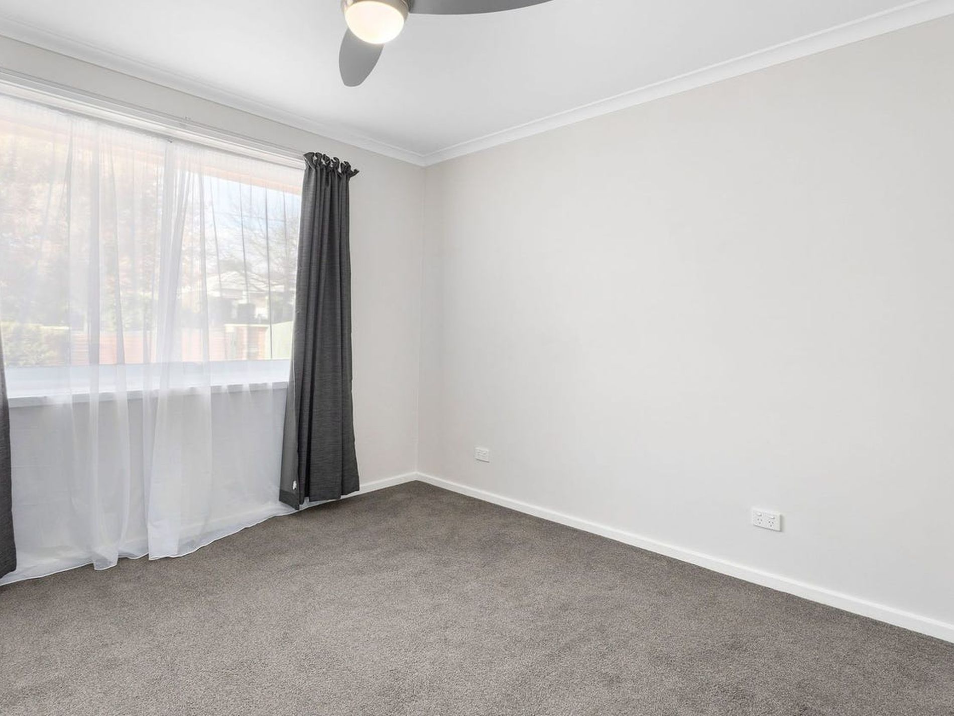 2 / 33 Atkinson Street, Queanbeyan East
