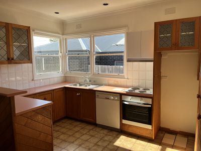 16A Carr Street, Belmont