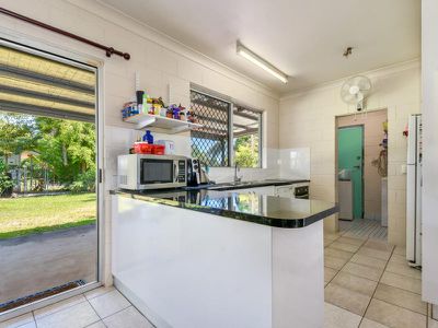 15 Politis Crt, , Moulden
