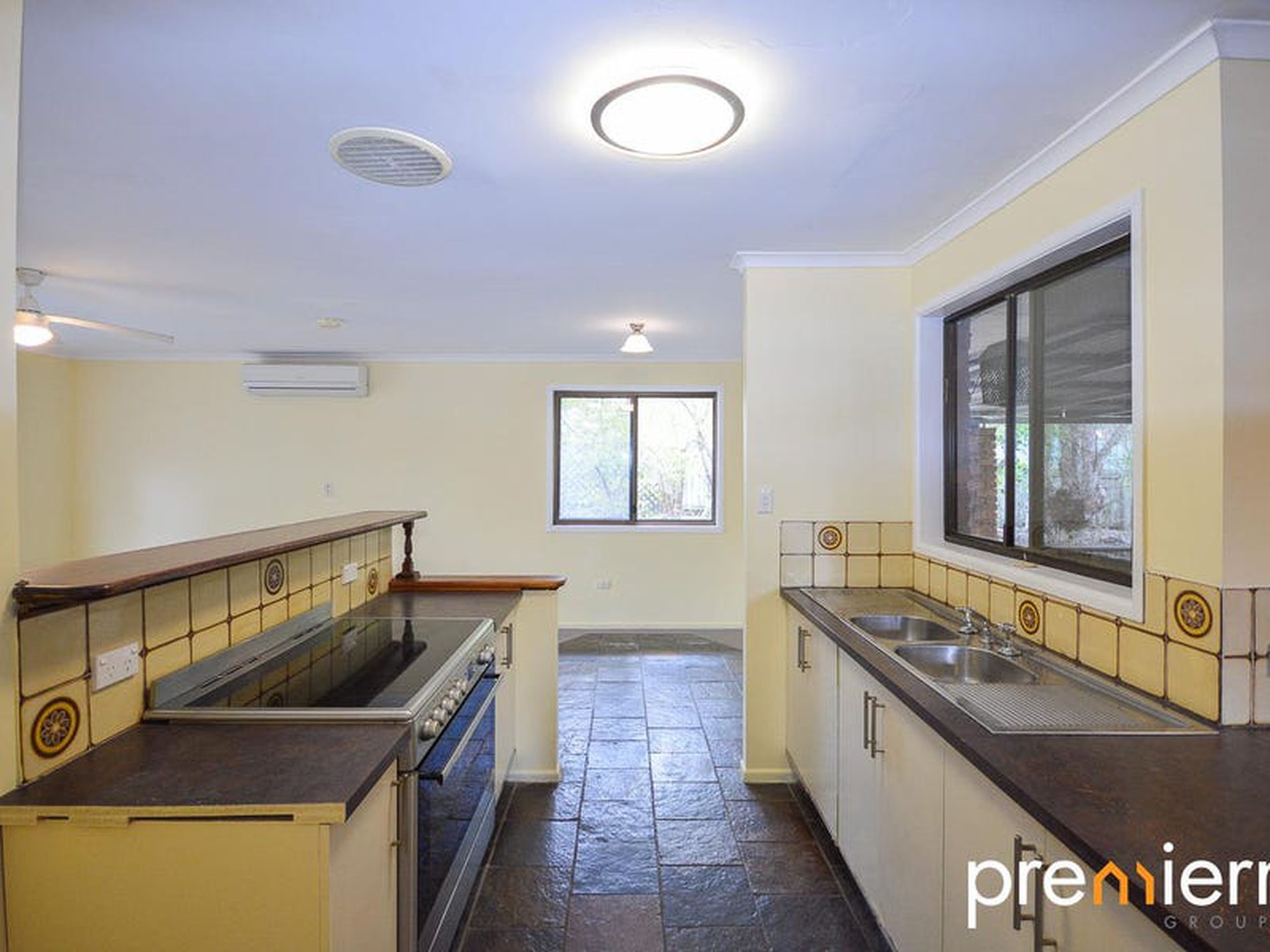 8B Philip Street, Redbank Plains