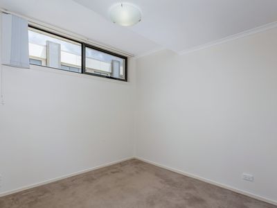 13 / 88 Henderson Road, Crestwood