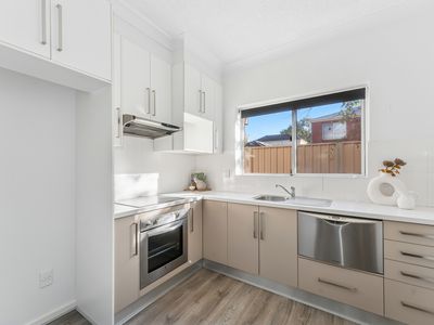 9 / 7-9 L'Estrange Street, Glenside