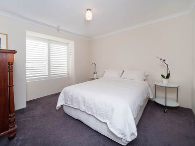 10 Limerick Way    UNDER OFFER, Fremantle