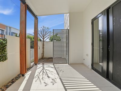 1 Capri Court, Hope Island