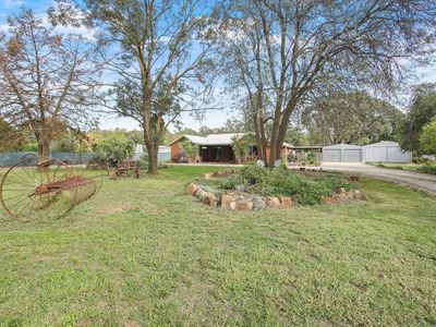 126-128 Bank St, Howlong