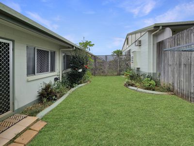 5 / 23 Tower Avenue, Atherton