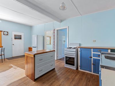 10 Honeysuckle Avenue, Sisters Beach