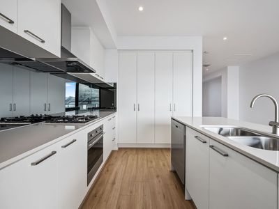 8 Oceanview Drive, Taperoo