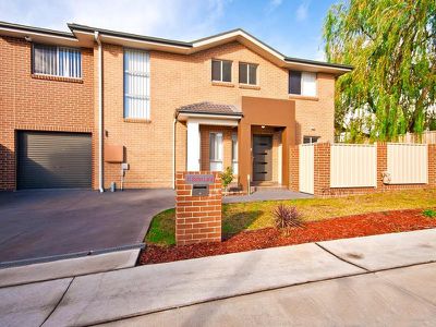 11 Stefan Lane, Doonside