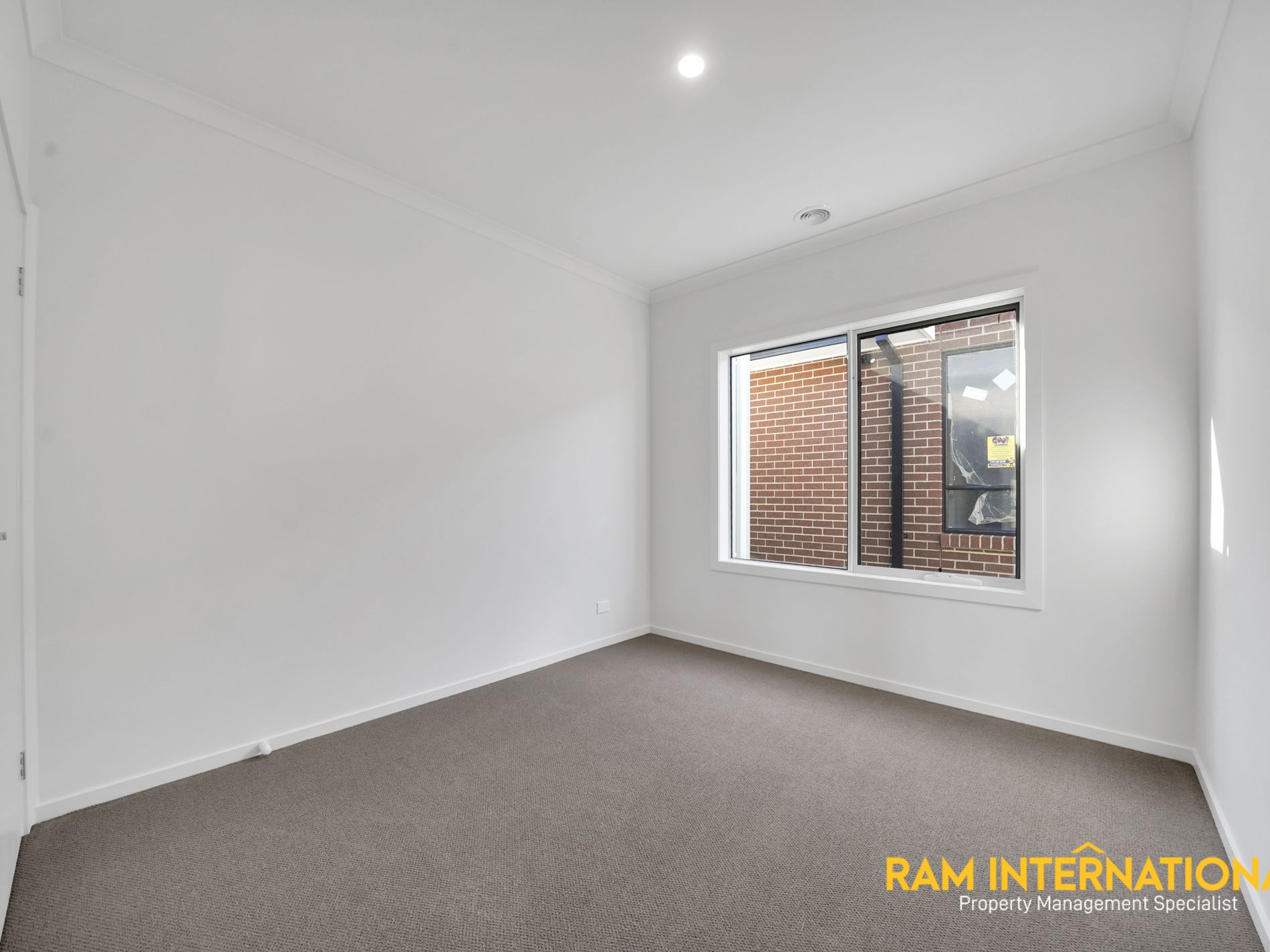 11 Determination Street, Aintree