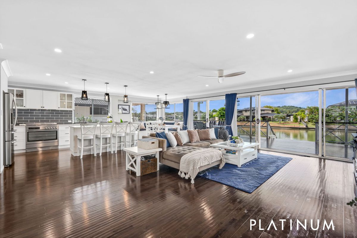 10 Spinnaker Court, Currumbin Waters