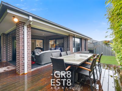 5 ZEUS AVENUE, Cranbourne West