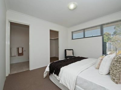 #8/24 Gladstone Road, Armadale