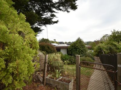 11 Hodge Street, Beechworth